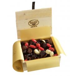 Produktbild för “Godislådan - med lyxigt guldpapper”